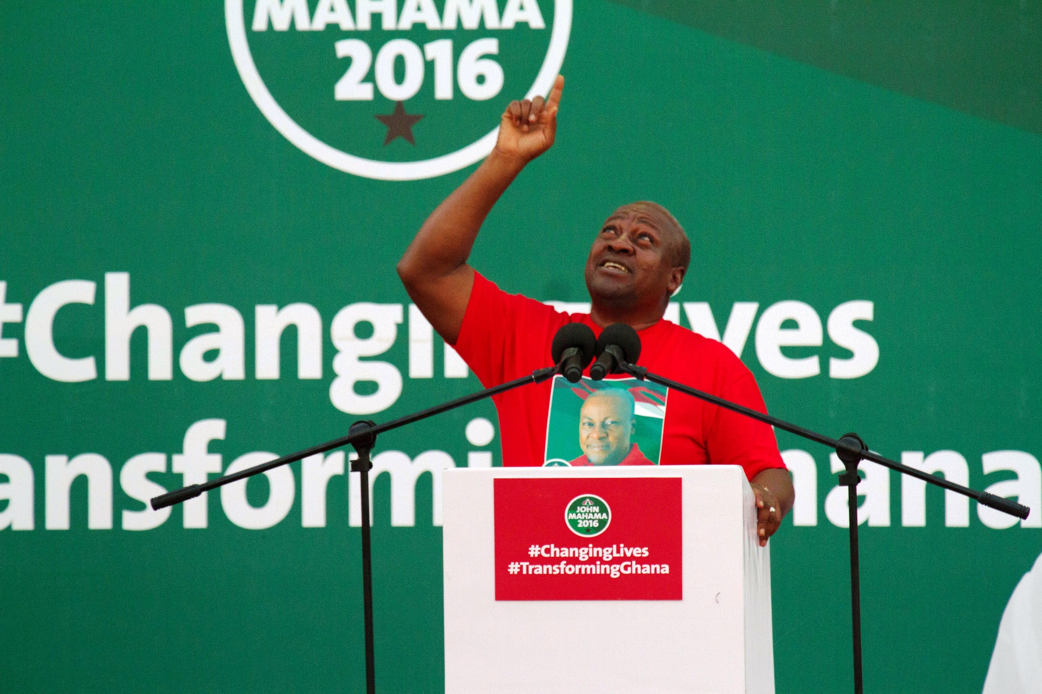 Former president John Mahama during the 2016 campaign