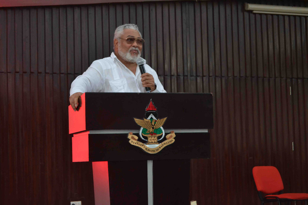 JJ Rawlings speaking at the Great Hall