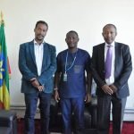 Selasi Kofi Ackom (m) with officials of the chamber of commerce