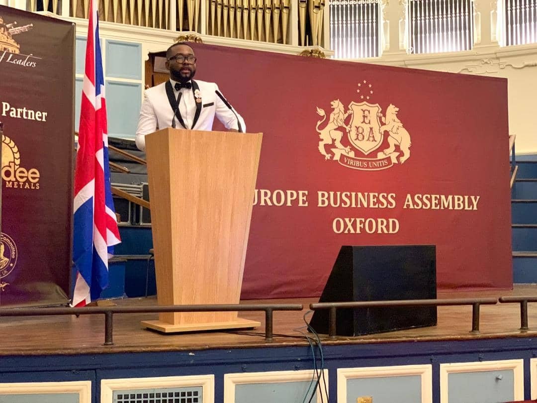 Dr. WASK addressing the Assembly in Oxford