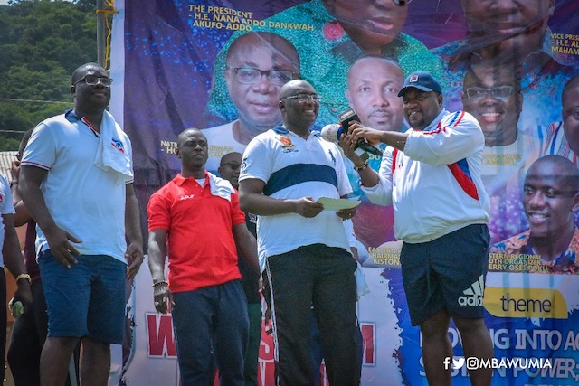 Dr. Bawumia addressing the participants after the health walk