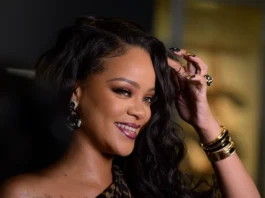 Rihanna Will Headline Apple Music's First NFL Super Bowl Halftime Show -  The Mac Observer