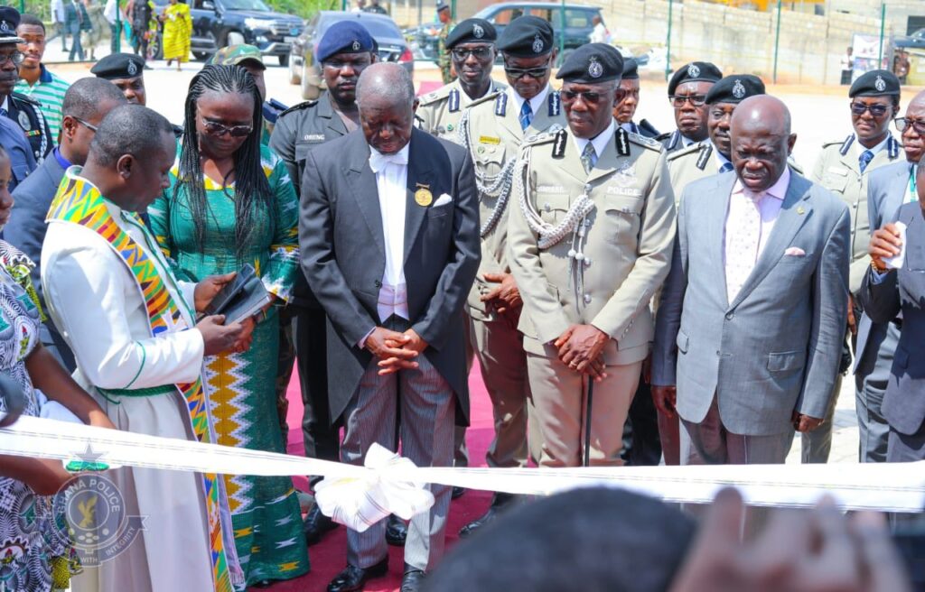 Otumfour commissions new Police station at KNUST - Starr Fm