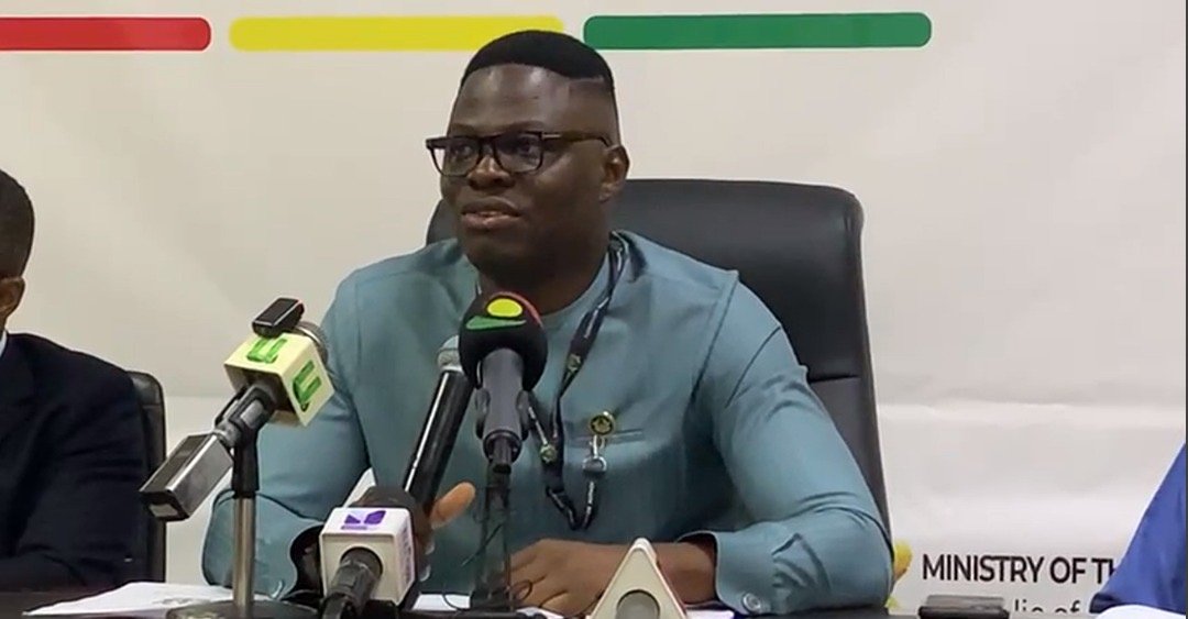 NIA official warns public against Ghana Card photocopying at press briefing
